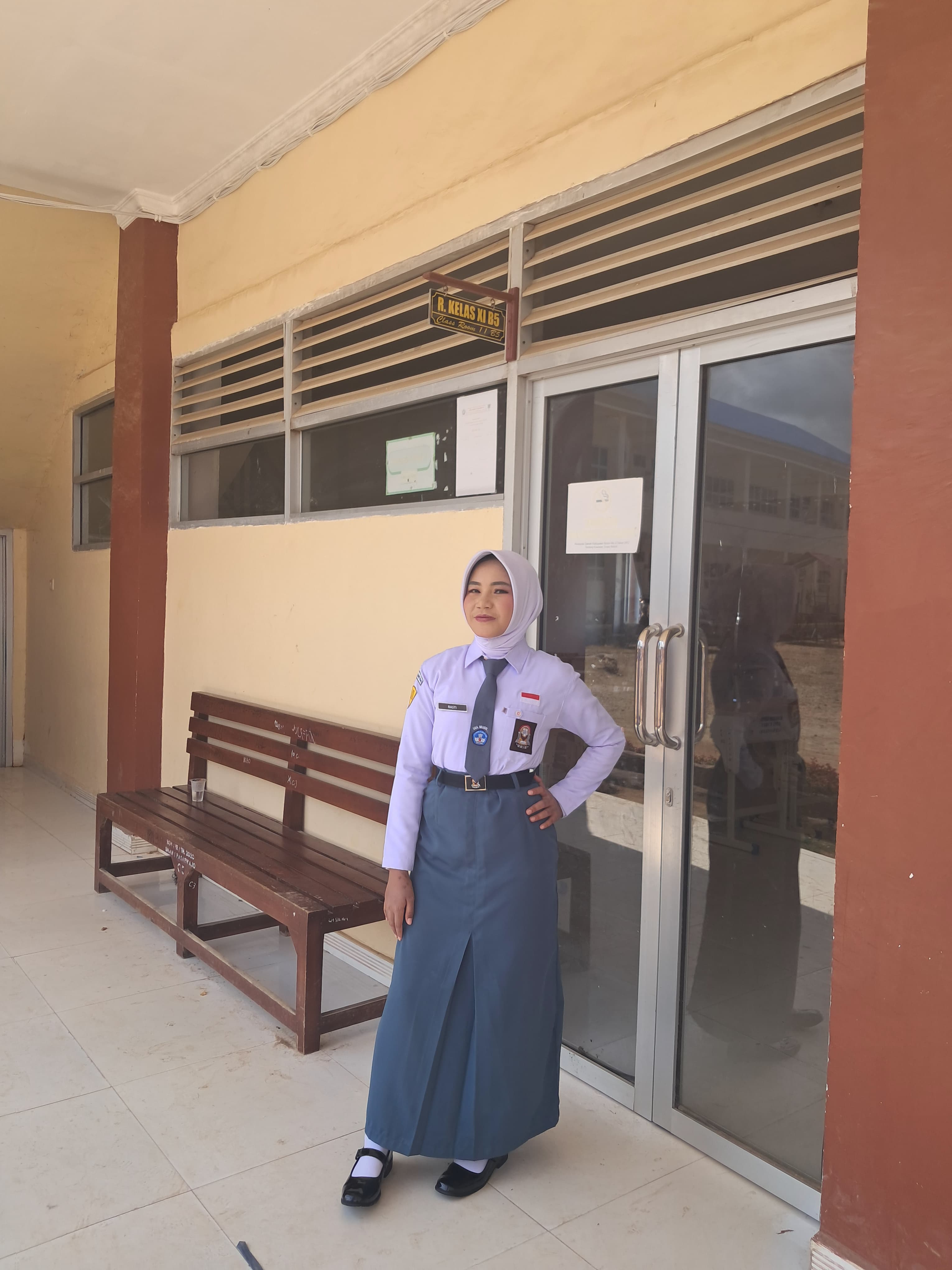 RASTI ANDRIANI